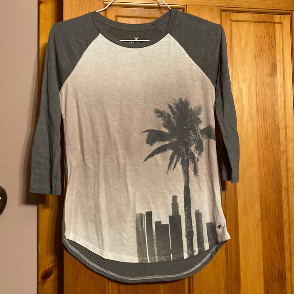 Graphic soft tee shirt